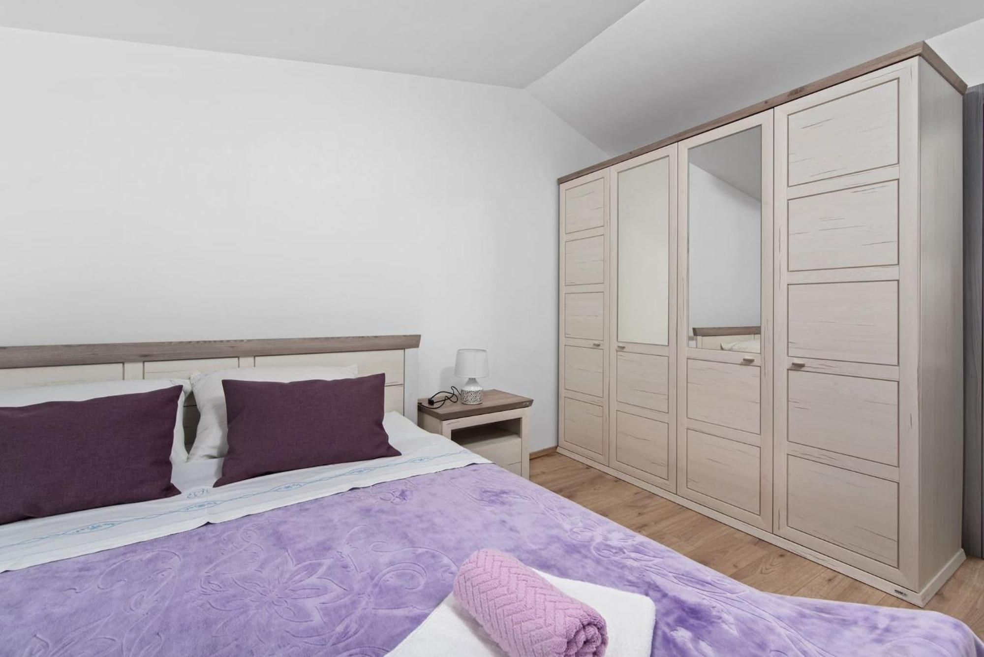 Holiday Home Sea Premantura Ngoại thất bức ảnh